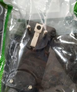 ECOVA Spina Singola Schuko Piatta Con Uscita Cavo a 90° Colore Nero