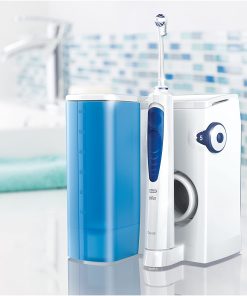 Alternative view of ORAL-B Oxyjet Idropulsore con Sistema di Pulizia in Profondità e Tecnologia con Microbollicine, 4 Testine
